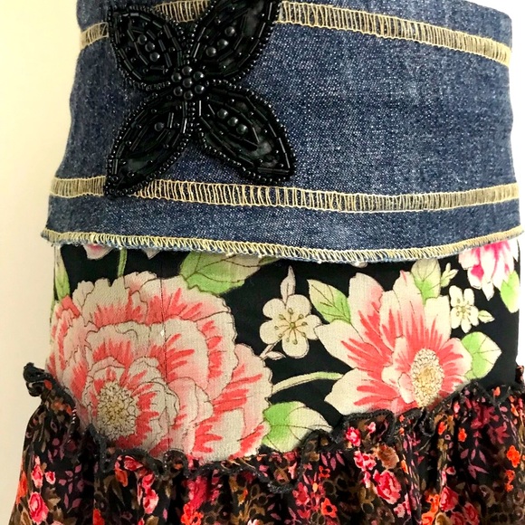 Girl Mania Boho Style Ruffled Skirt - Picture 7 of 7